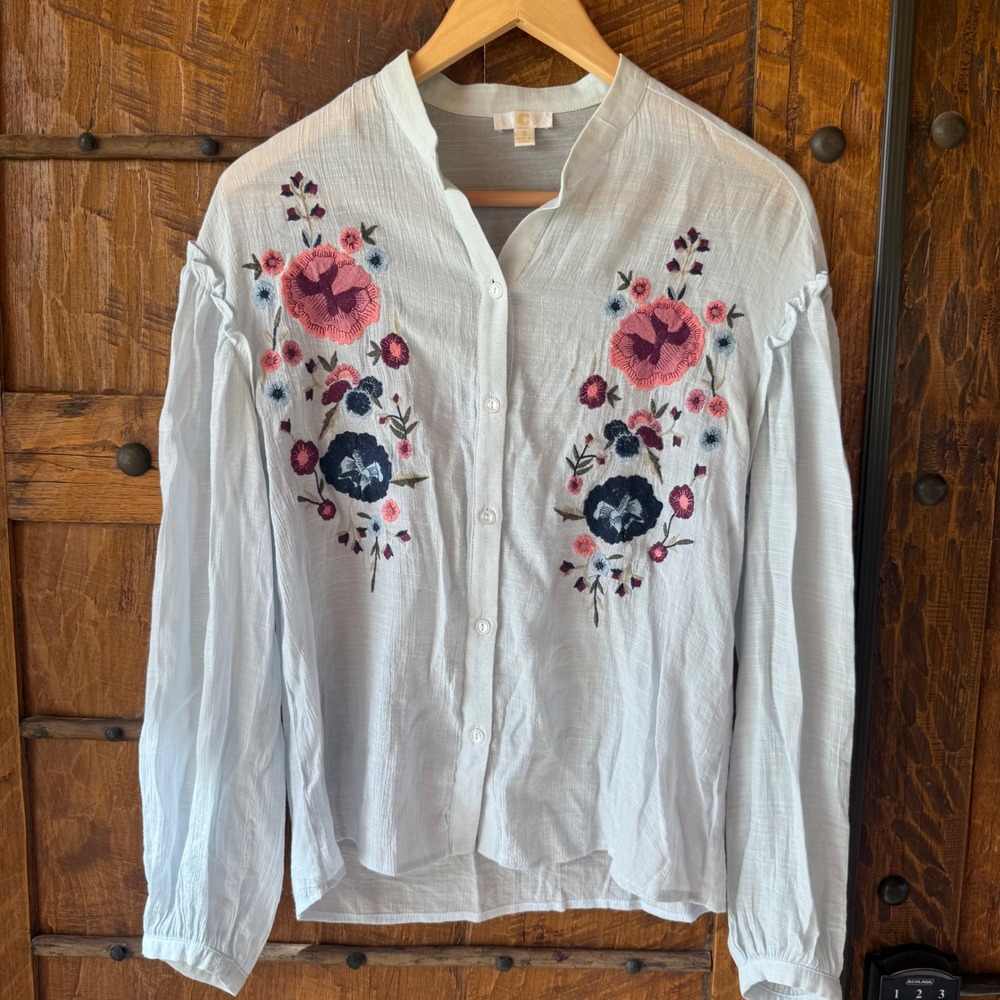 C. Luce Embroidered Blouse Womens S Light Blue Boho Floral Ruffle Sleeve Top